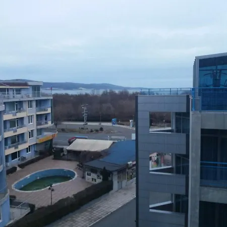 студио_рейнбоу Apartment