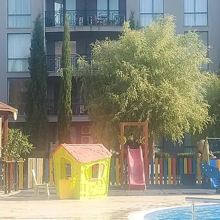 студио_рейнбоу Apartman